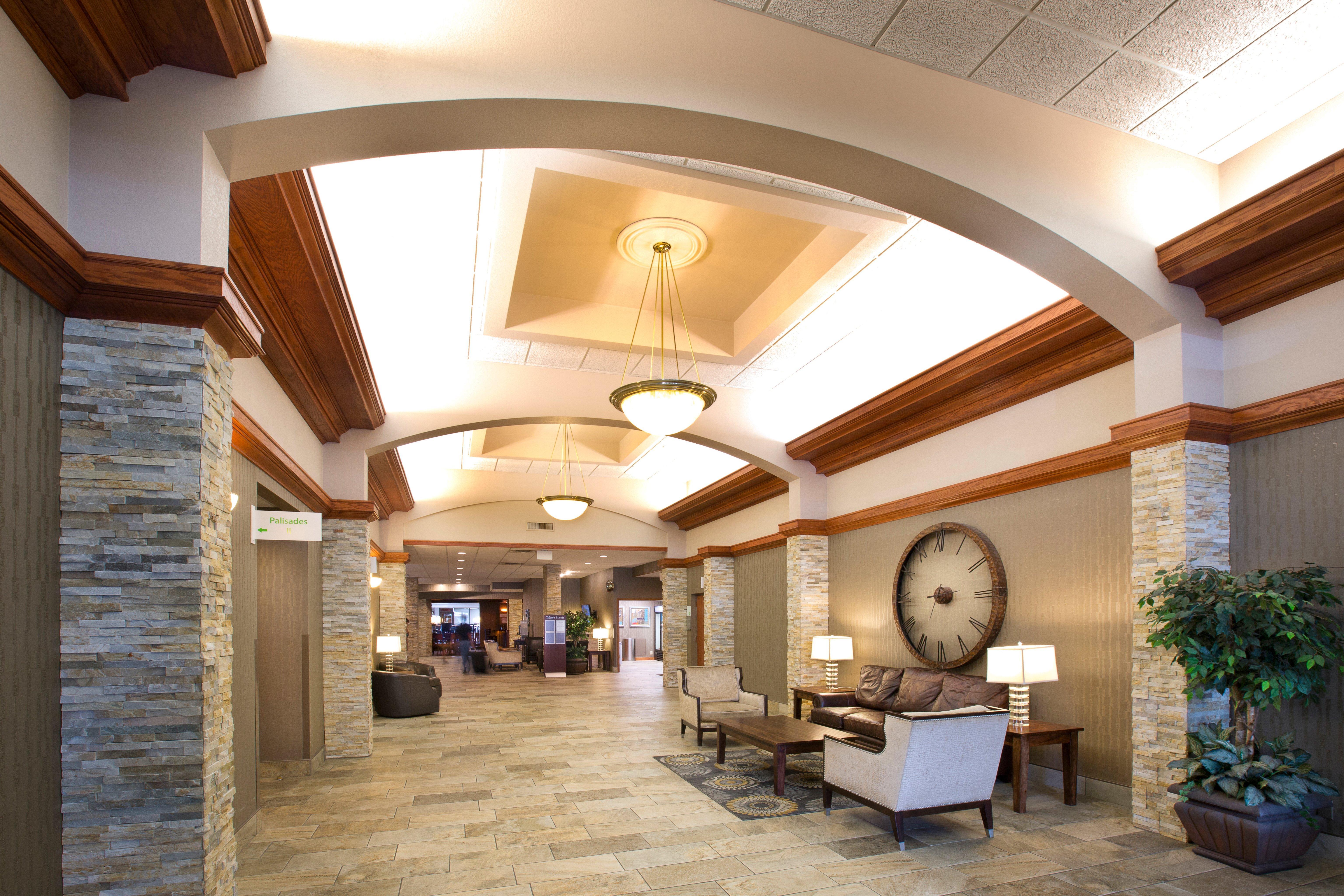 Holiday Inn Sioux Falls-City Center By Ihg Bagian luar foto