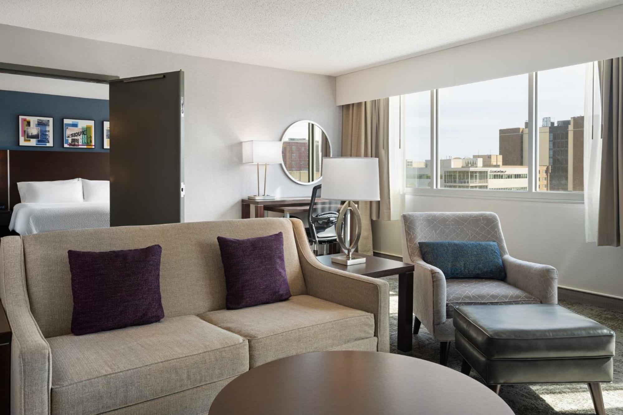 Holiday Inn Sioux Falls-City Center By Ihg Bagian luar foto