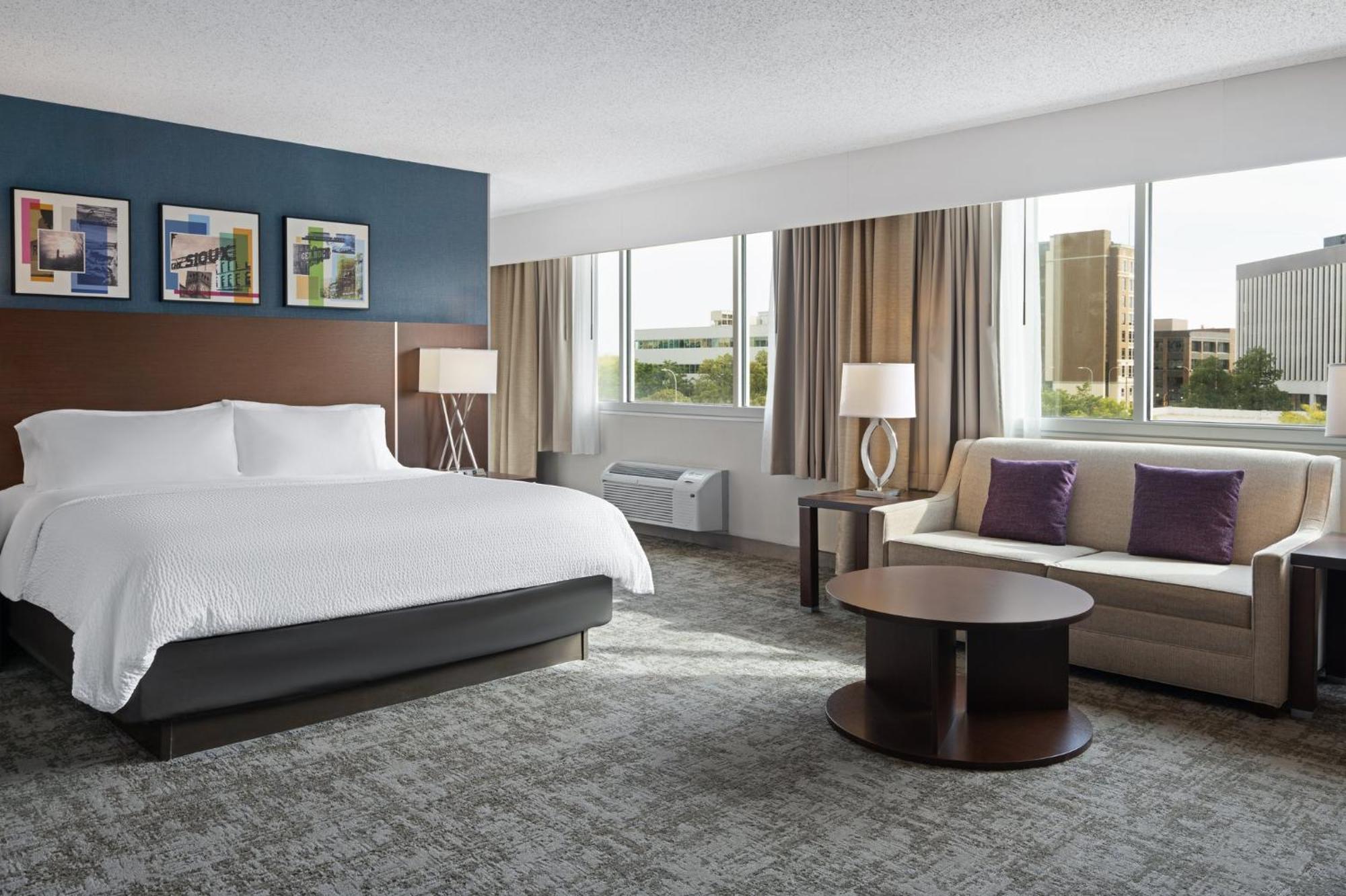 Holiday Inn Sioux Falls-City Center By Ihg Bagian luar foto