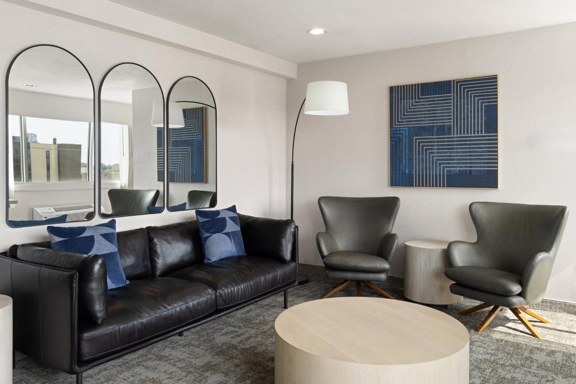 Holiday Inn Sioux Falls-City Center By Ihg Bagian luar foto