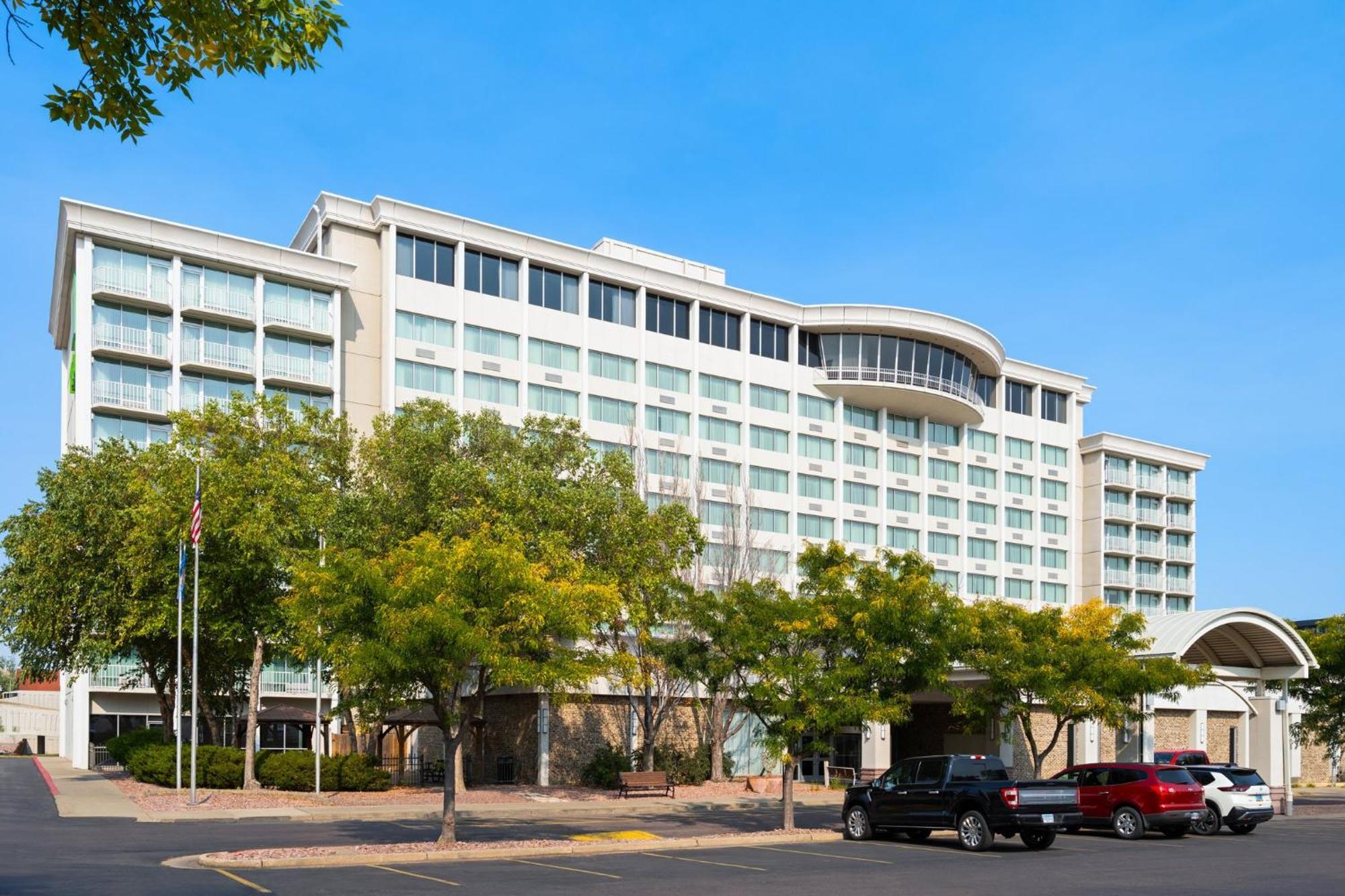 Holiday Inn Sioux Falls-City Center By Ihg Bagian luar foto